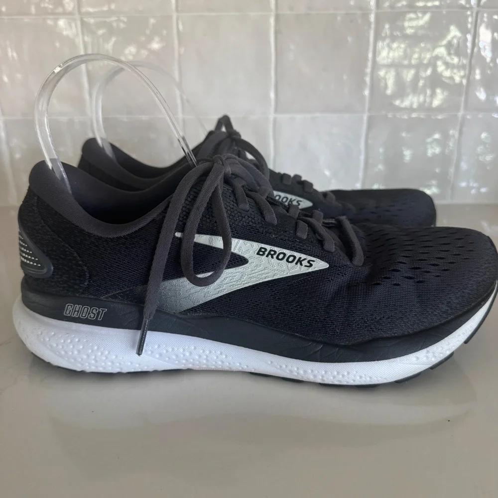 Brooks Ghost 16 Running Shoes Mens 7D Black White Neutral Cushioned Sneaker